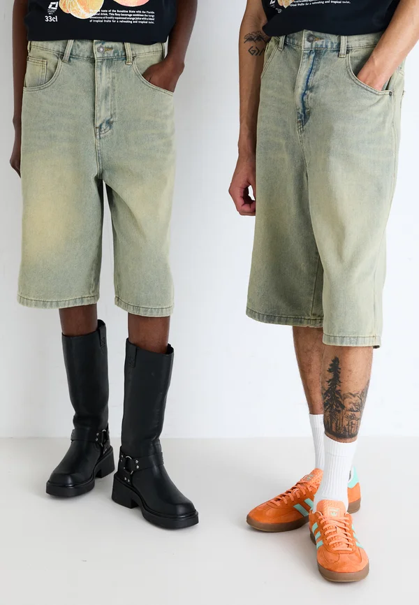 JUMBO JORTS UNISEX - Jeans Shorts - light blue