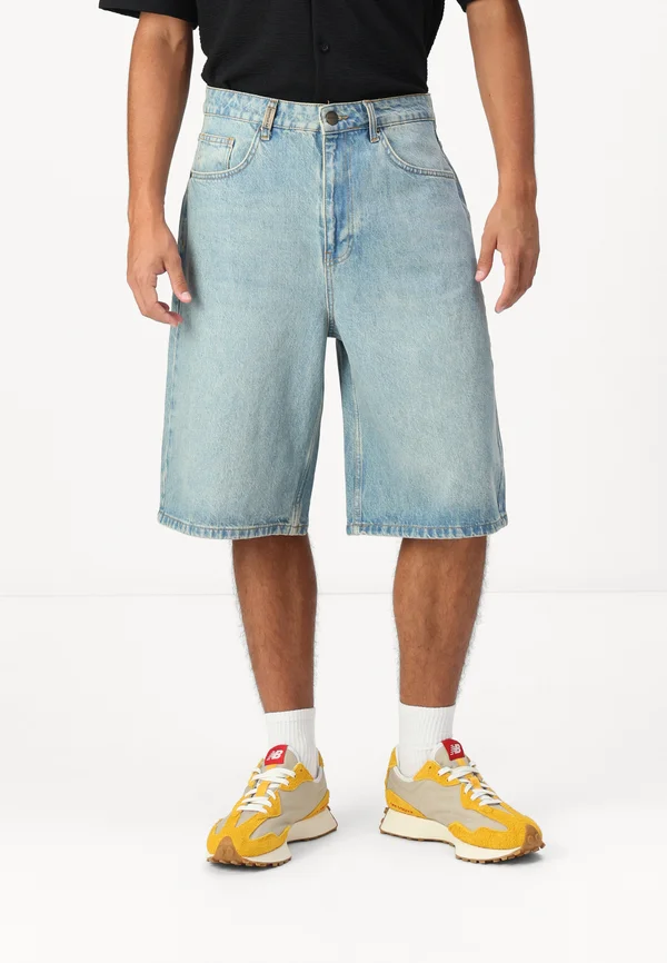 JUNAN BAGGY BASIC - Jeans Shorts - sand blue