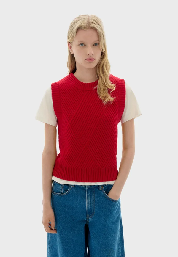 KAIA - Strickpullover - deep red