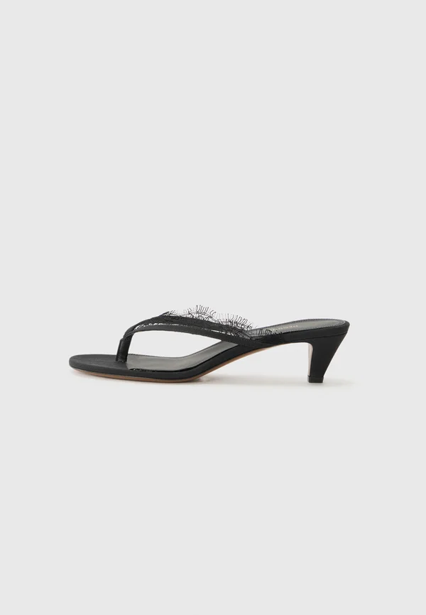 KALLIOPE - Zehentrenner - black