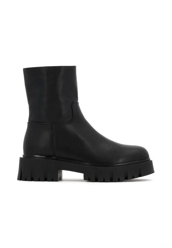 KANDE - Plateaustiefelette - black