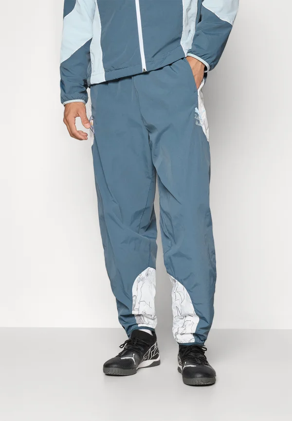 KIDSUPER MANCHESTER CITY FC TRAVEL PANT - Vereinsmannschaften - gray skies/frosted dew
