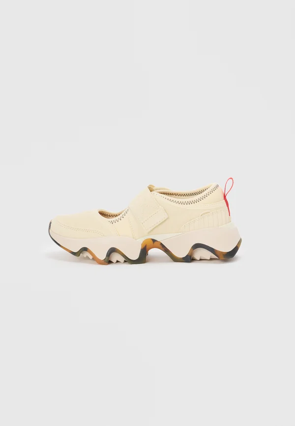 KINETIC IMPACT II - Sneaker low - honey white/bright red