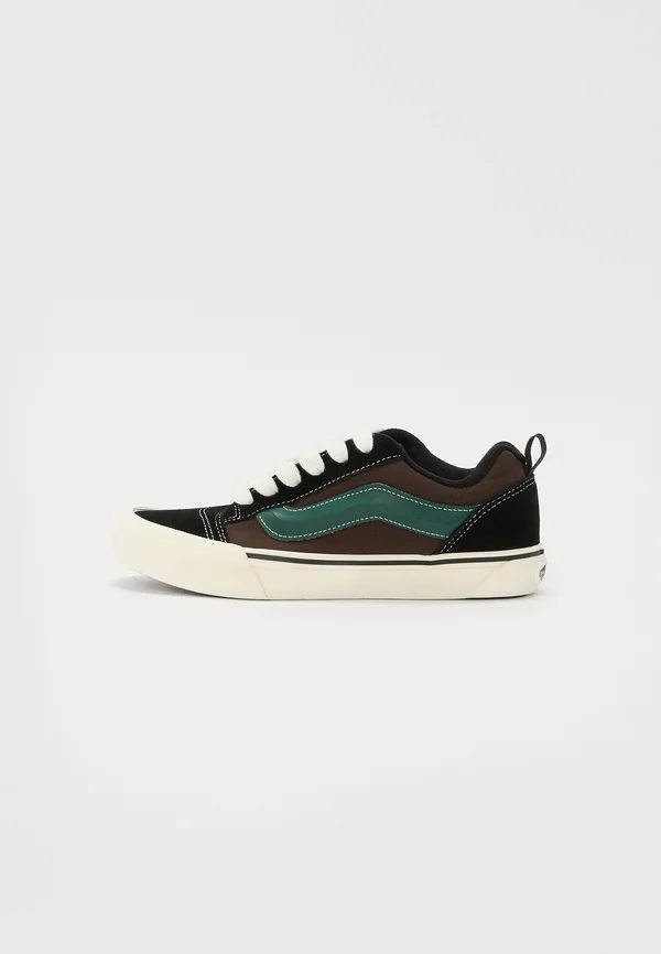 KNU SKOOL UNISEX - Skateschuh - dark green