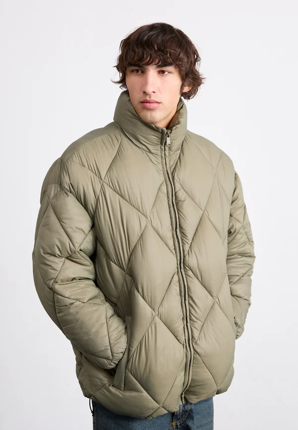 KUMO PUFFER - Winterjacke - smokey olive