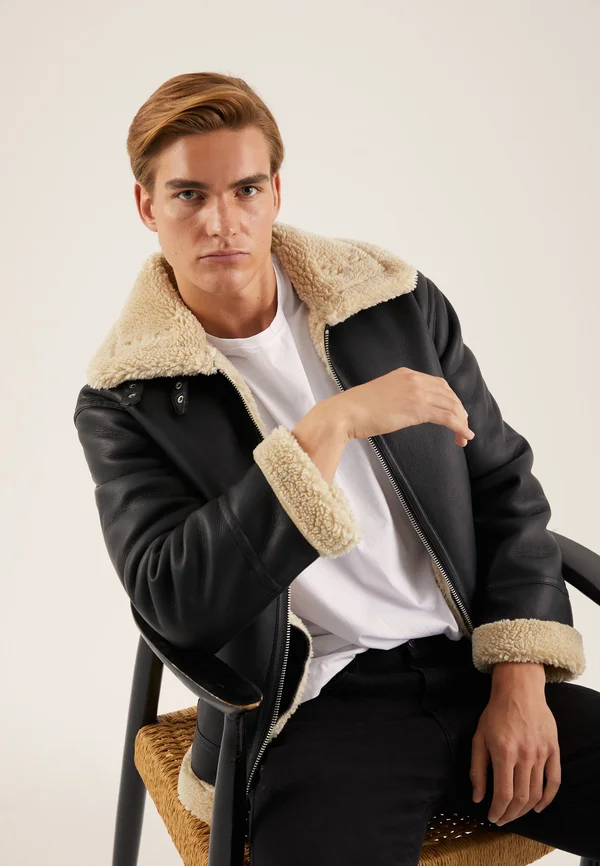 Kunstlederjacke - black
