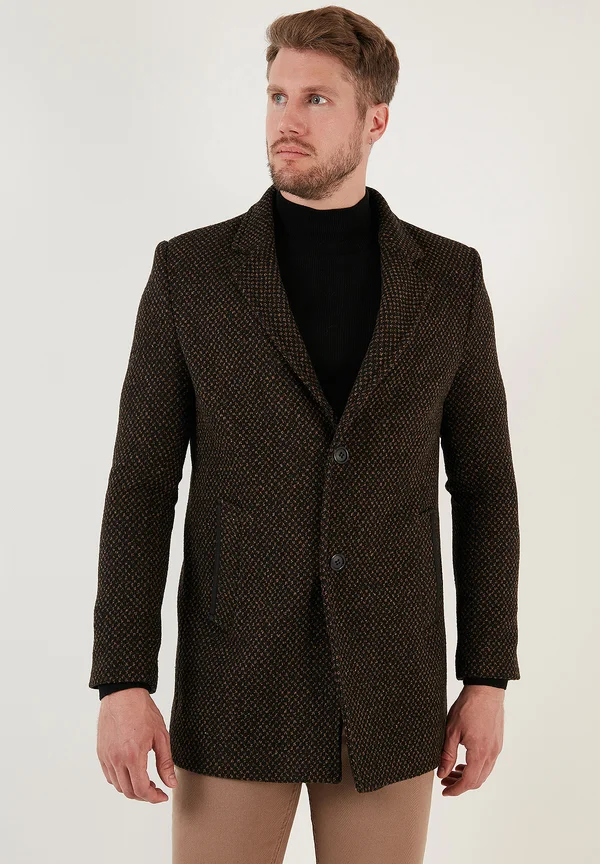 Kurzmantel - camel dotted