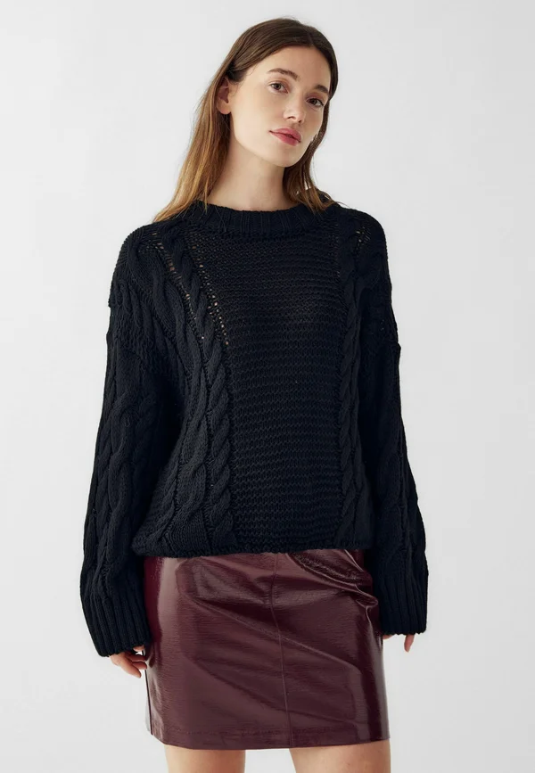 LAENA - Strickpullover - black