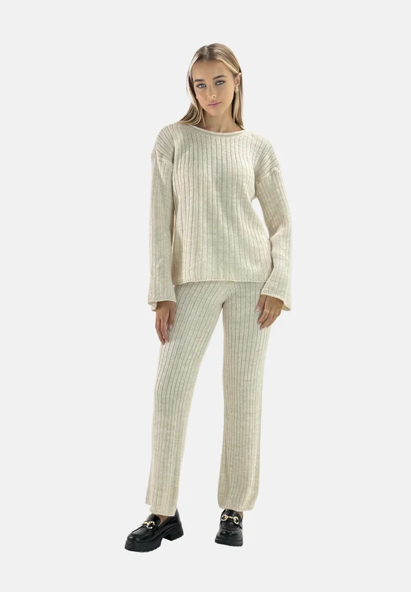 LANGESSET - Strickpullover - beige