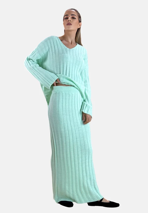 LANGESSET - Strickpullover - grün