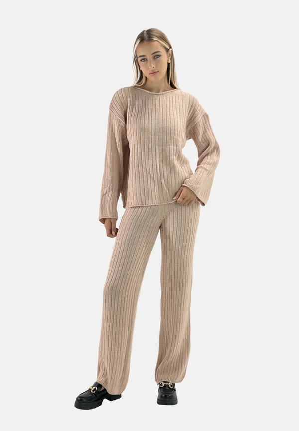 LANGESSET - Strickpullover - rosa