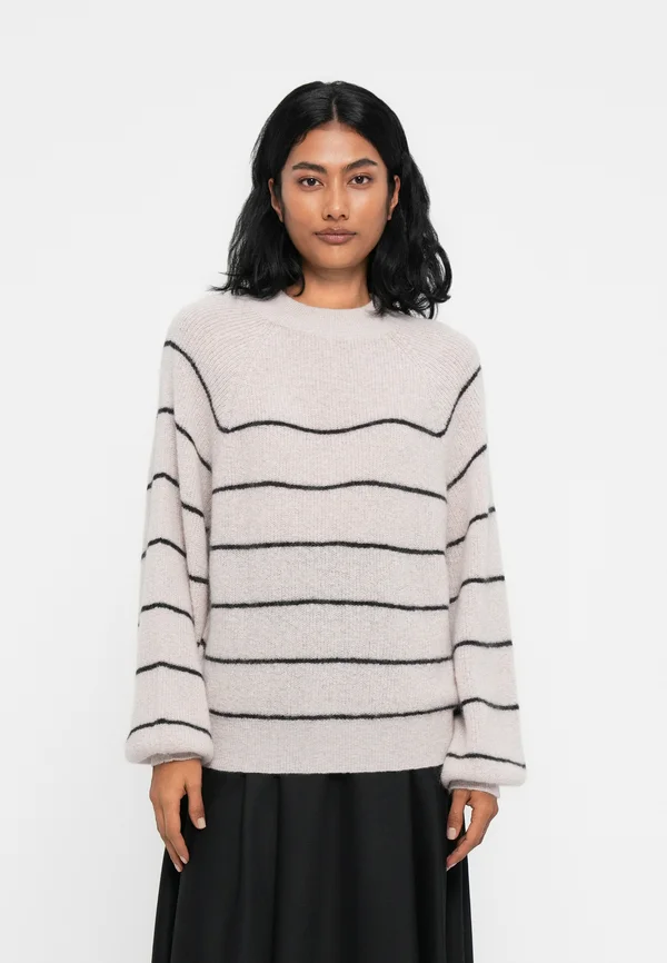 LARELYA - Strickpullover - brown