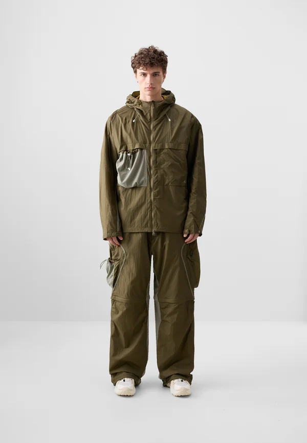 LATITUDE FLIGHT JACKET - Windbreaker - army green