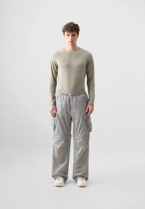 LATITUDE FLIGHT PANT - Outdoor-Hose - cement