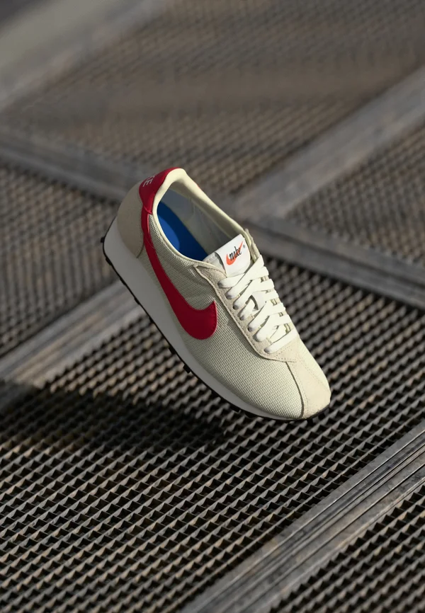 LD 1000 - Sneaker low - coconut milk/gym red/sail/black