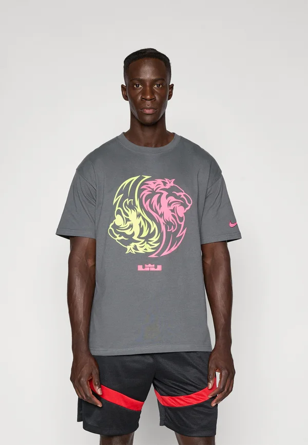 LEBRON JAMES LBJ TEE - T-Shirt print - iron grey