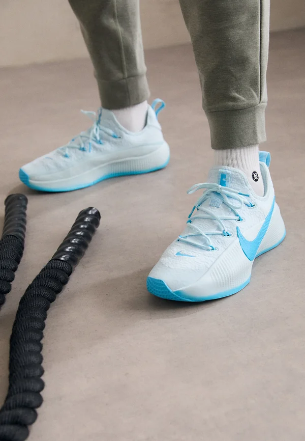 LEBRON TR 1 - Trainingsschuh - glacier blue/baltic blue
