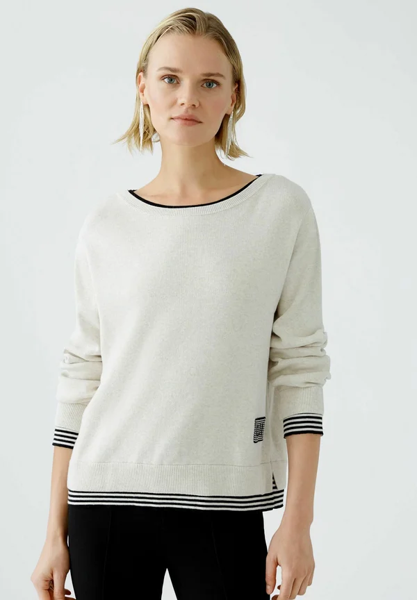 LEEZA - Strickpullover - white black