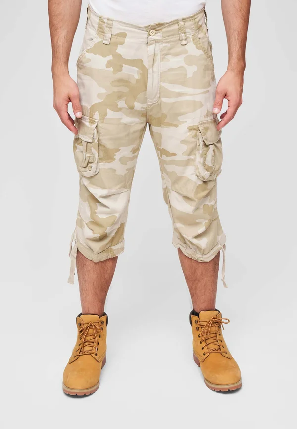 LEGEND - Shorts - sandcamo