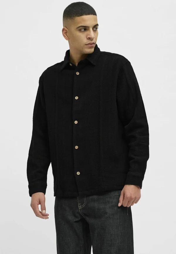Leichte Jacke - black