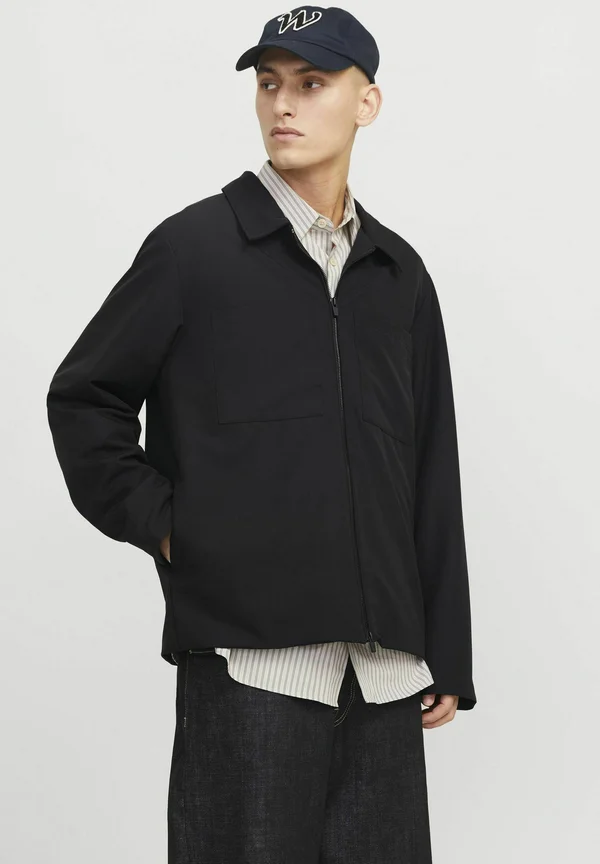 Leichte Jacke - black