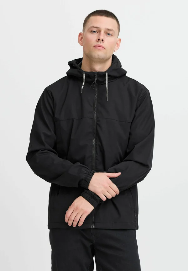 Leichte Jacke - black