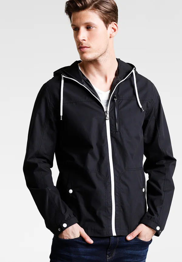 Leichte Jacke - black