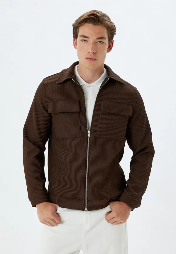 Leichte Jacke - brown