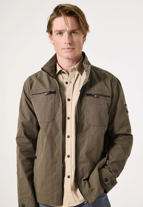 Leichte Jacke - deep green