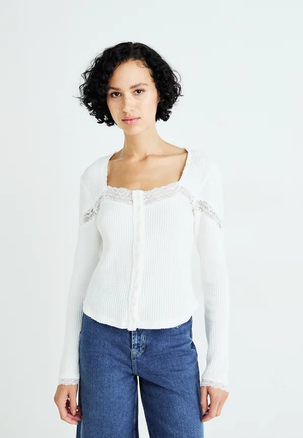 LETS PARTY CARDI - Strickjacke - clean ivory