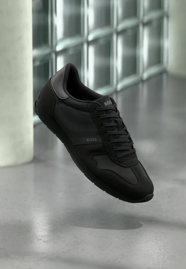 LEVON RUNN - Sneaker low - black