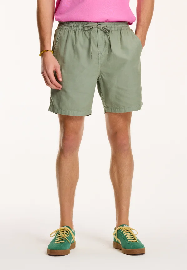 LEWIS - Shorts - spray green