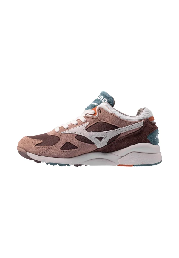 LIFESTYLE - SNEAKERS SKY MEDAL - Sneaker low - braunweiss