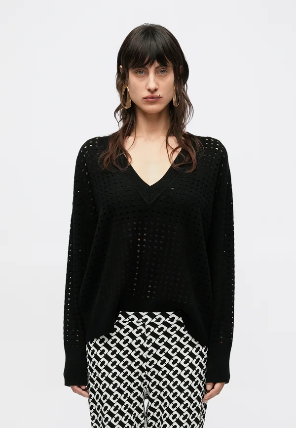 LINDA  - Strickpullover - black