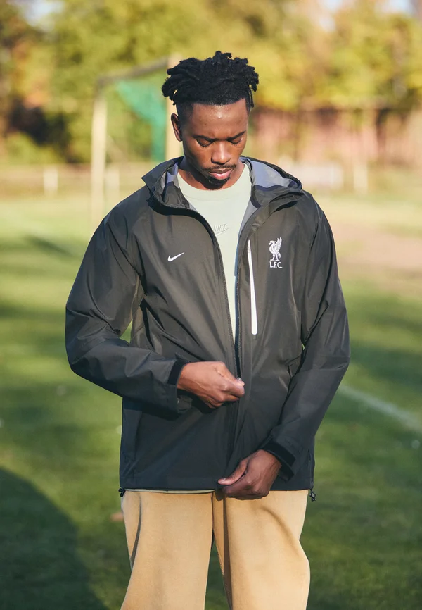 LIVERPOOL FC SHELL  JACKET - Vereinsmannschaften - night forest/reflective silv