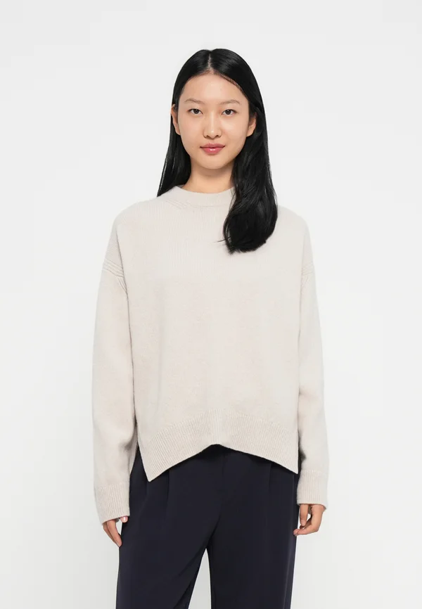 LIZIELA - Strickpullover - off-white