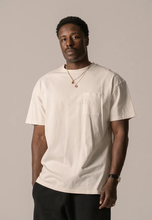 LOGO POCKET TEE UNISEX - T-Shirt basic - antique white