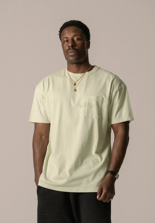 LOGO POCKET TEE UNISEX - T-Shirt basic - meadow mist