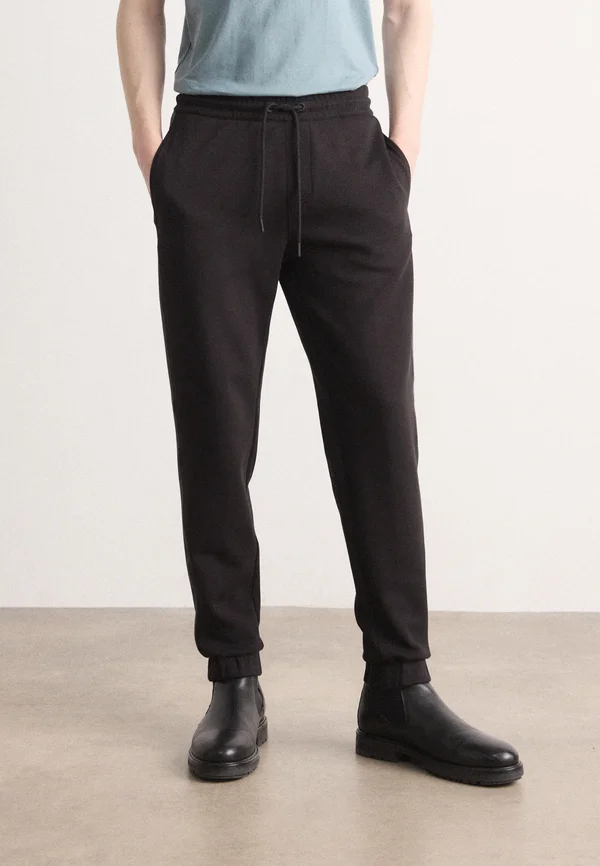 LOGO TAPE SWEATPANT - Jogginghose - black