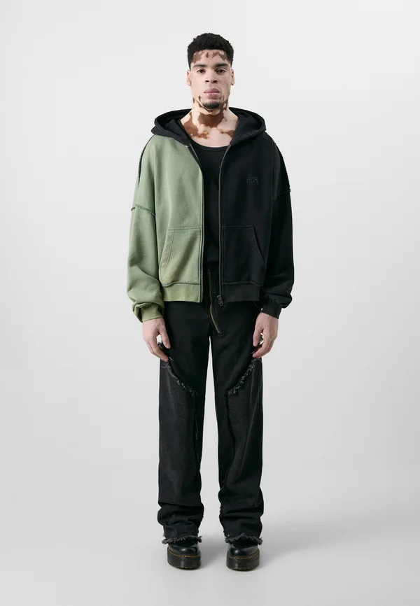 LOGO ZIP HOODIE UNISEX - Sweatjacke - black/green