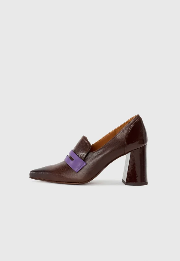 LOHAN - Pumps - castaño/linda purple/sucre choco
