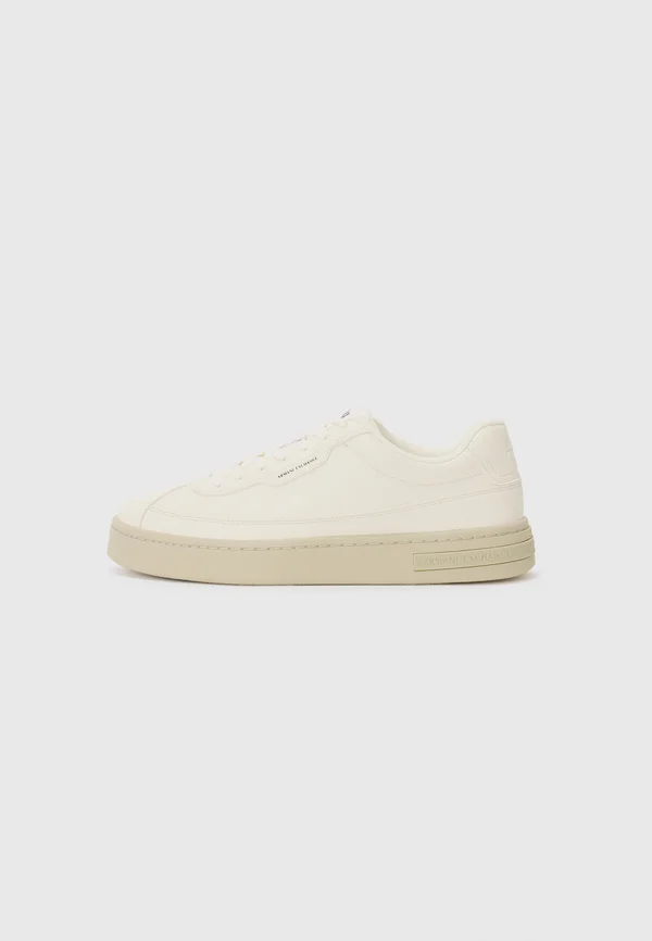 LONDON TUMBLED - Sneaker low - off white