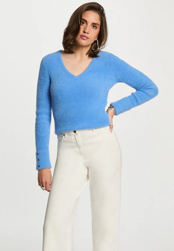 LONG-SLEEVED WITH FLUFFY - Strickpullover - bleu