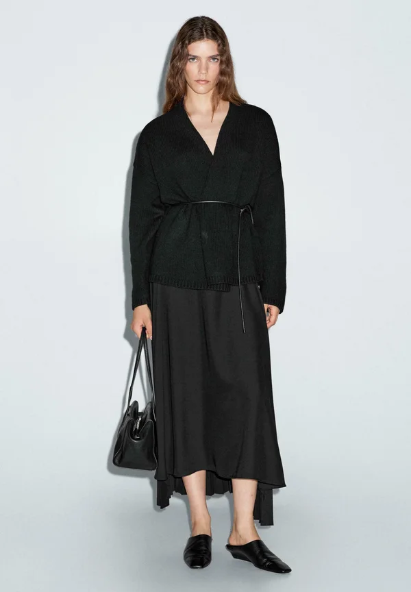 LONG WITH BELT - Strickjacke - black