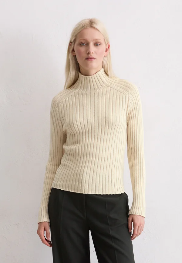 LONGSLEEVE STAND UP COLLAR - Strickpullover - chalky sand