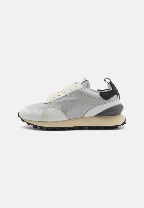 LOOP - Sneaker low - honky