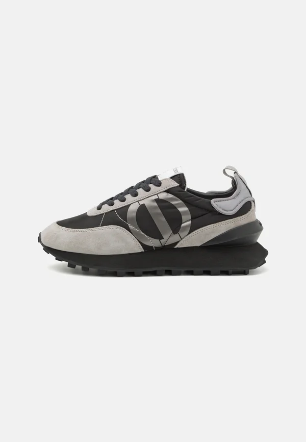 LOOP - Sneaker low - nero