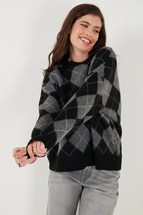 LOOSE FIT - Strickpullover - black