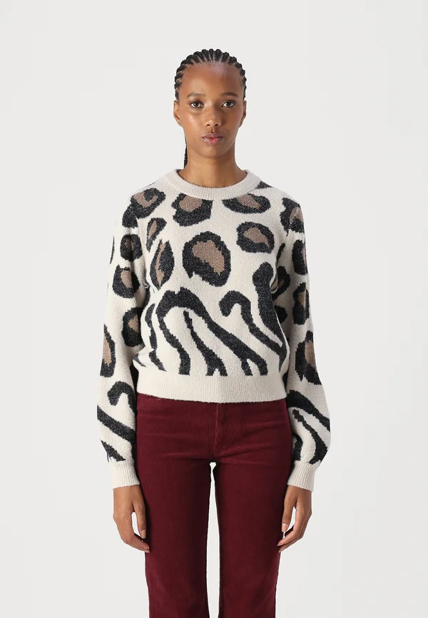 LORRAINE - Strickpullover - cement