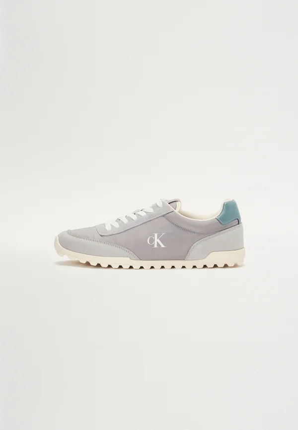 LOW PROFILE RUNNER  - Sneaker low - oyster mushroom/formal grey/trooper